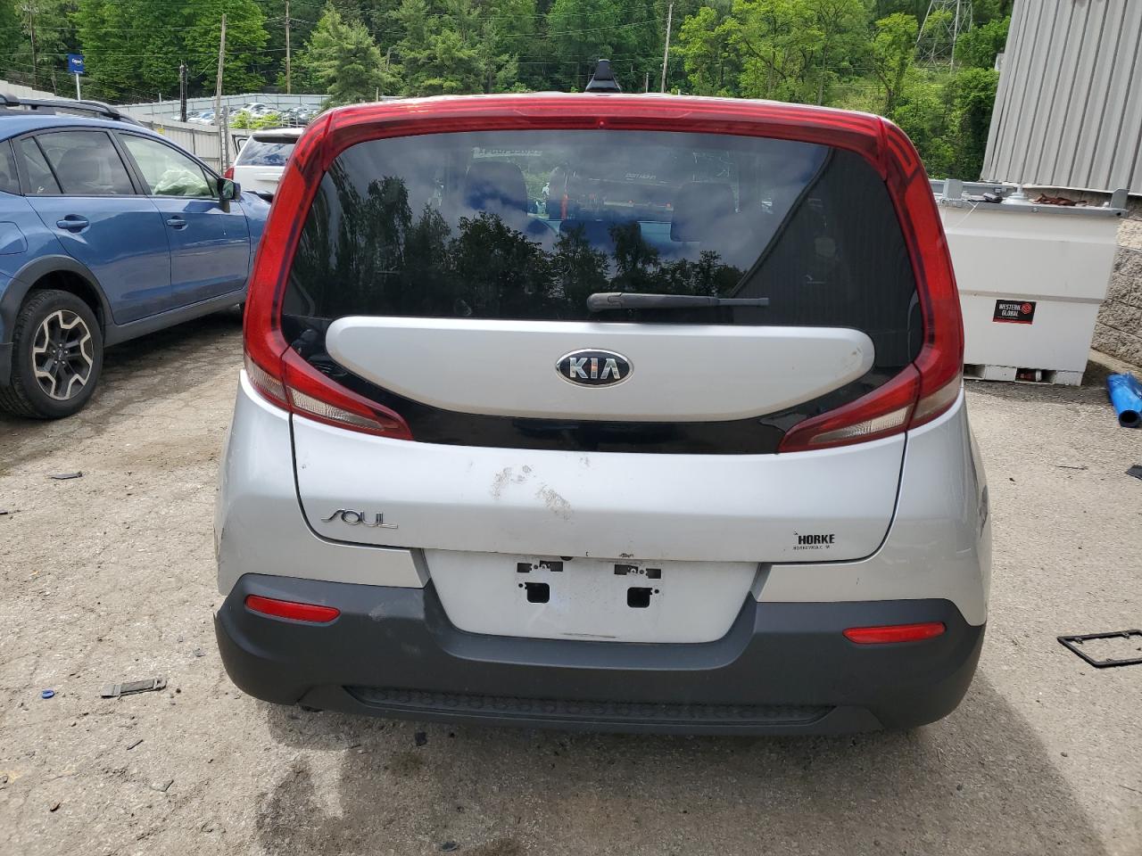 KNDJ23AU5L7108241 2020 Kia Soul Lx