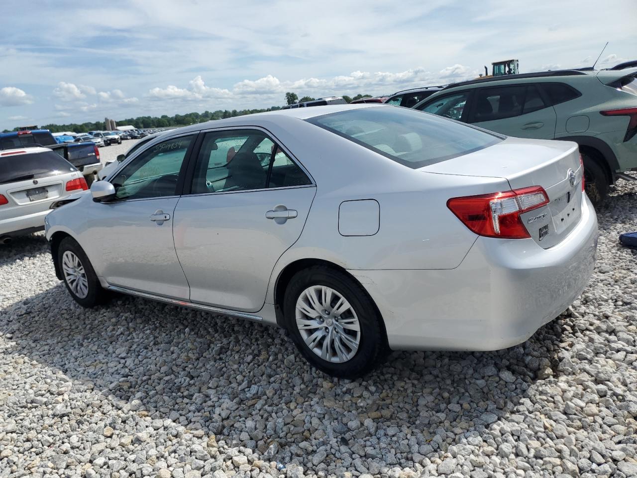 4T4BF1FK8ER393639 2014 Toyota Camry L