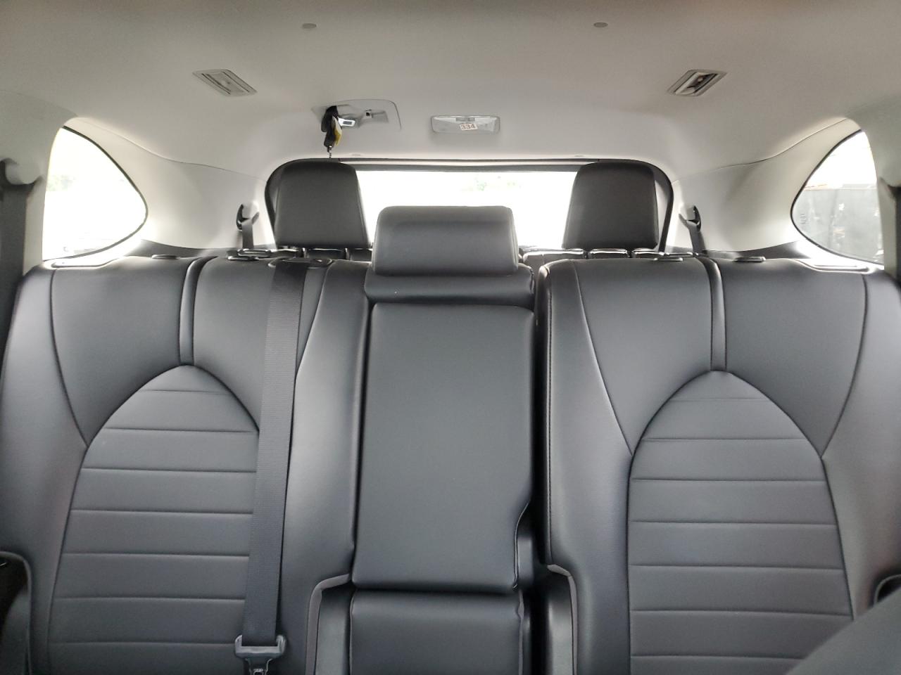 5TDGZRBH9MS121690 2021 Toyota Highlander Xle