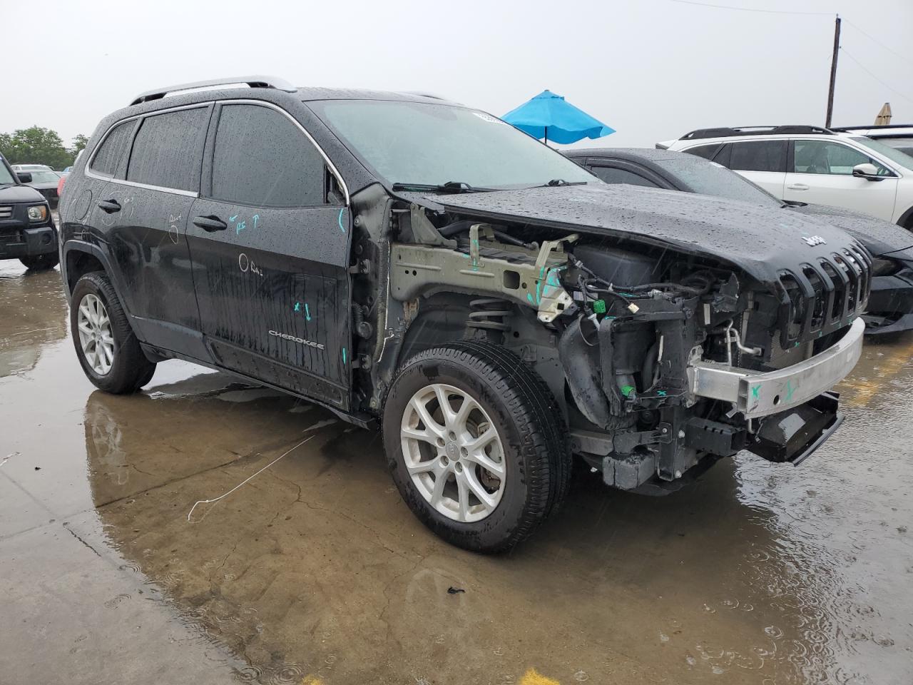 1C4PJMCS7HW614326 2017 Jeep Cherokee Latitude