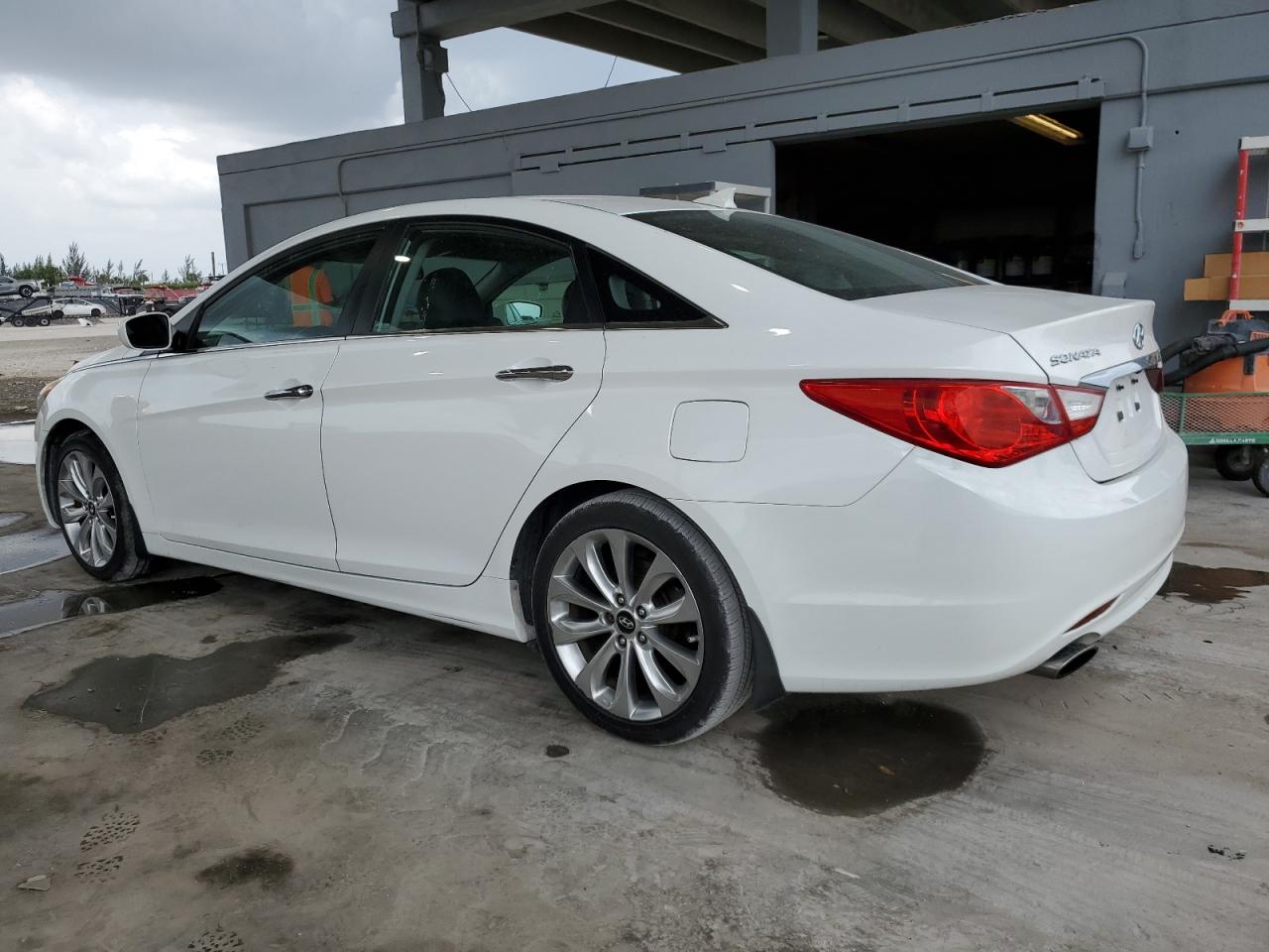 5NPEC4AC2DH744673 2013 Hyundai Sonata Se