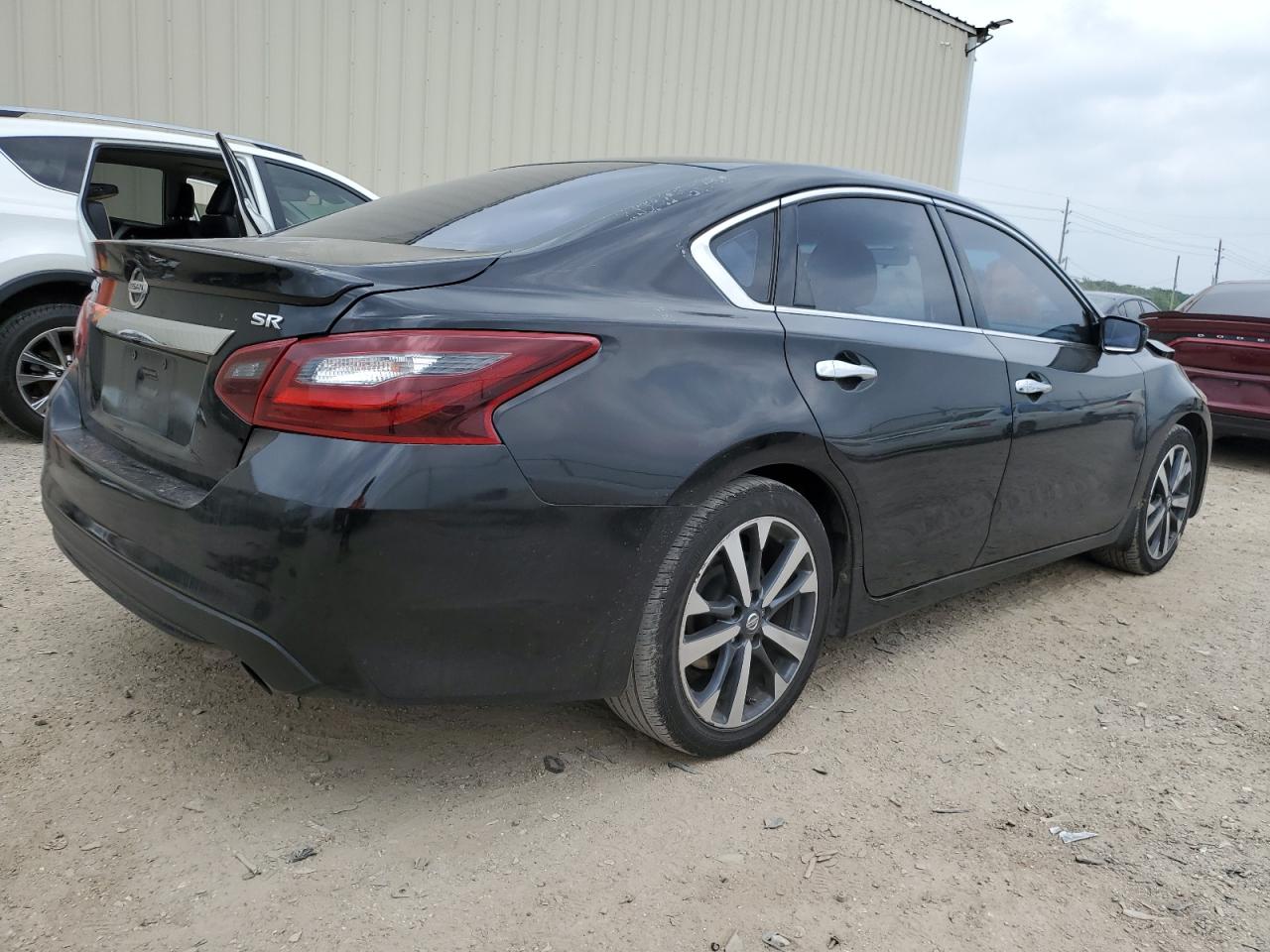 1N4AL3AP8HC490406 2017 Nissan Altima 2.5