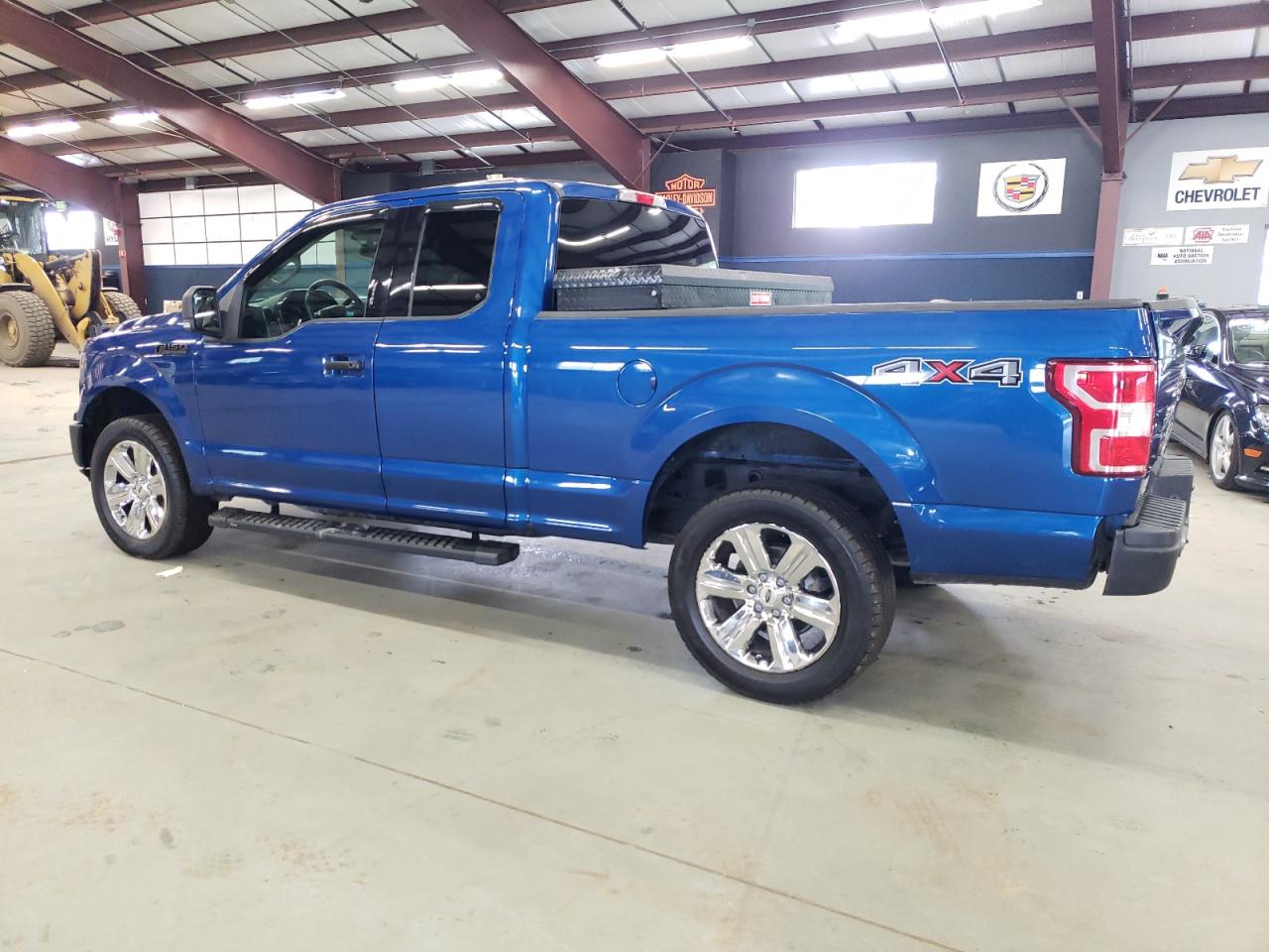 2018 Ford F150 Super Cab vin: 1FTFX1E53JFA53287