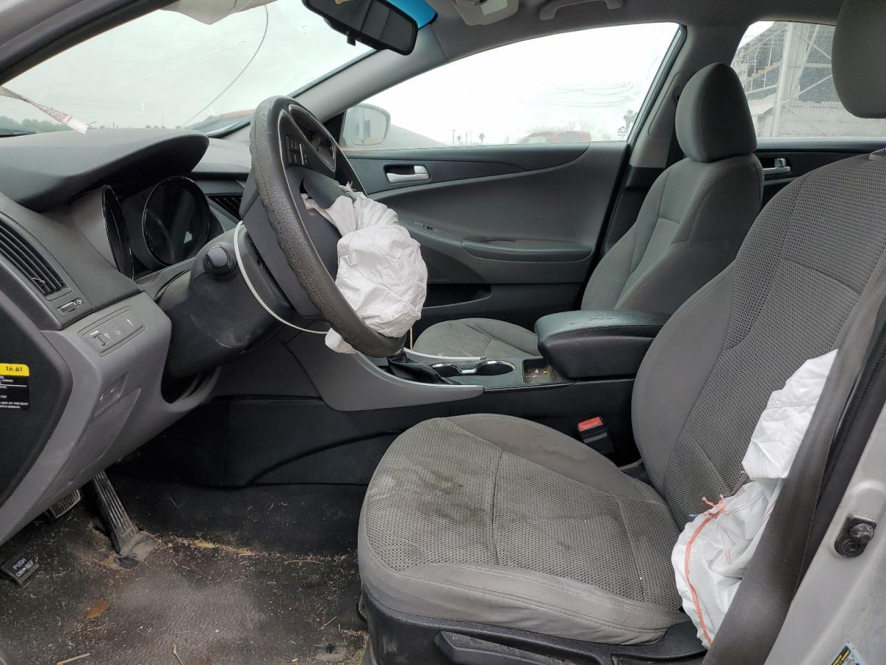 5NPEB4AC9DH715755 2013 Hyundai Sonata Gls