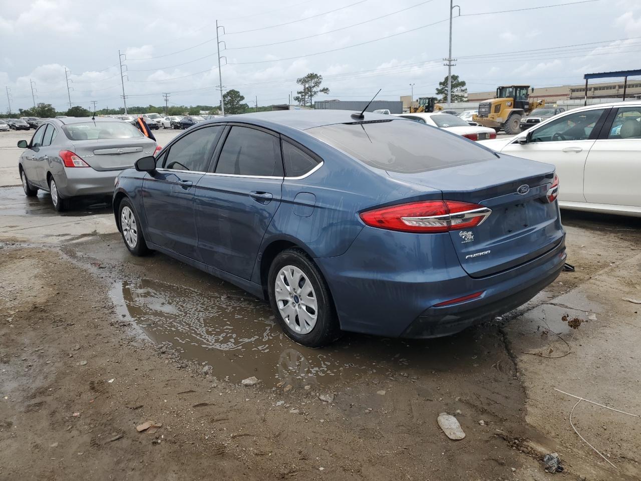 2019 Ford Fusion S vin: 3FA6P0G71KR213394