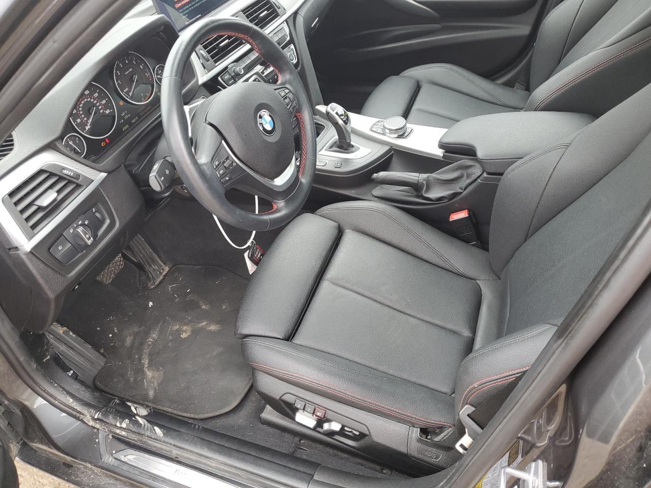 WBA8D9C59JA615951 2018 BMW 330 Xi