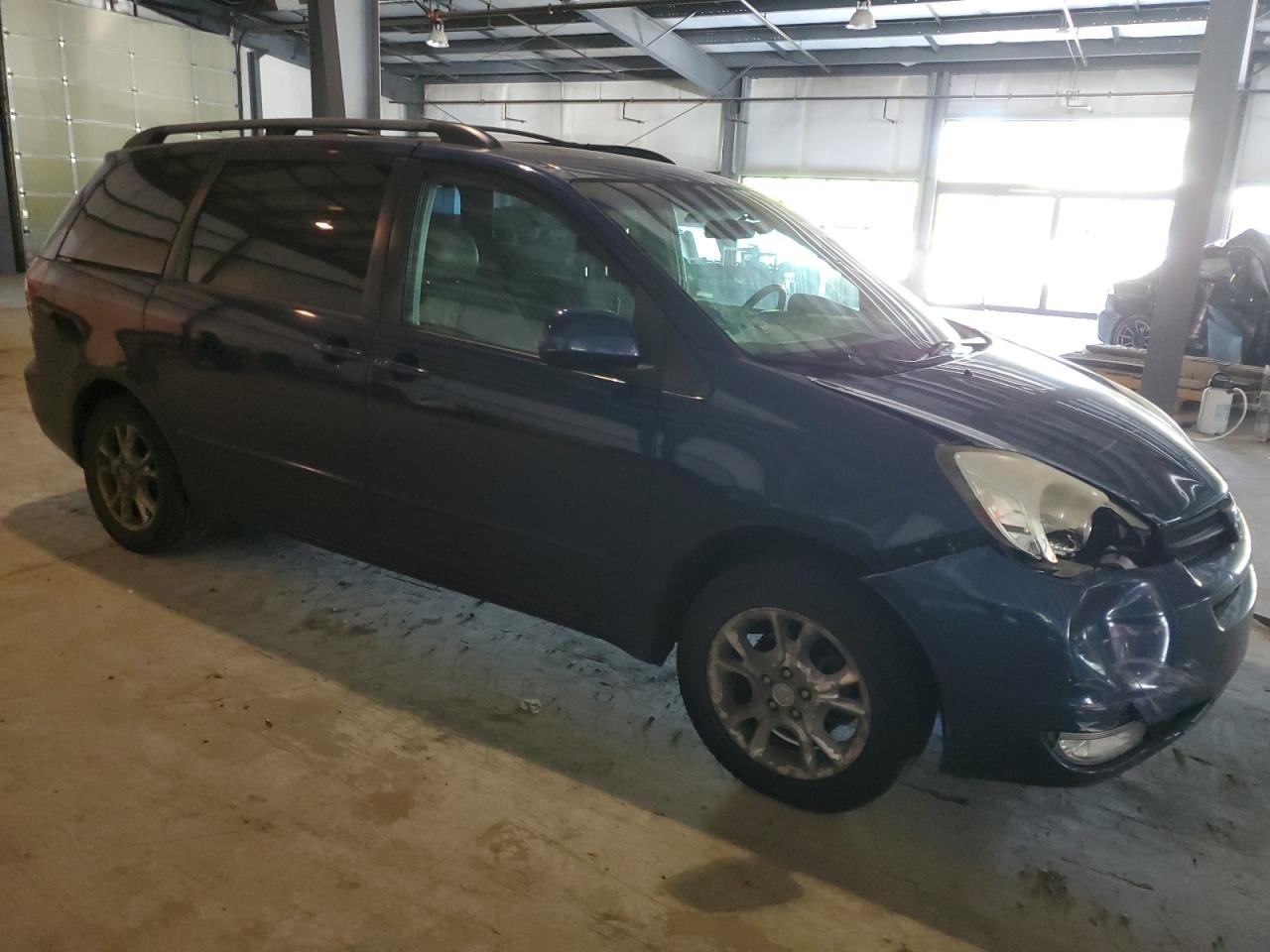 5TDBA22C75S048818 2005 Toyota Sienna Xle