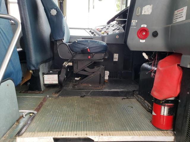 2009 IC CORPORATION 3000 CE #3257031577