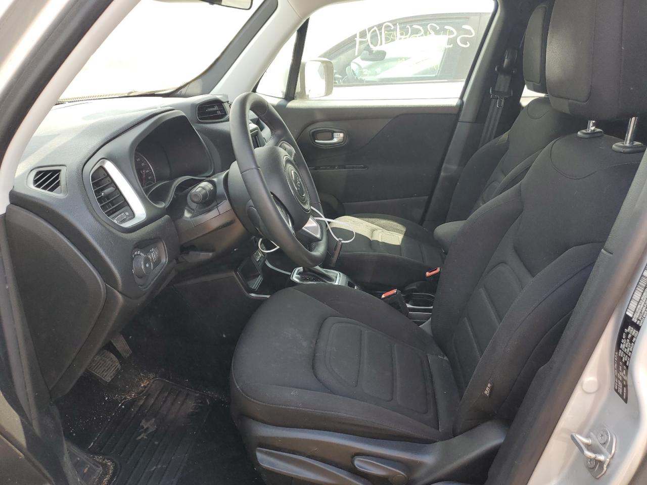 ZACCJABB6JPJ70905 2018 Jeep Renegade Latitude