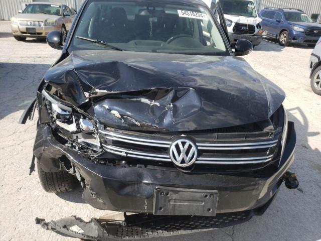 2017 Volkswagen Tiguan Sport VIN: WVGUV7AX7HK021995 Lot: 54518234