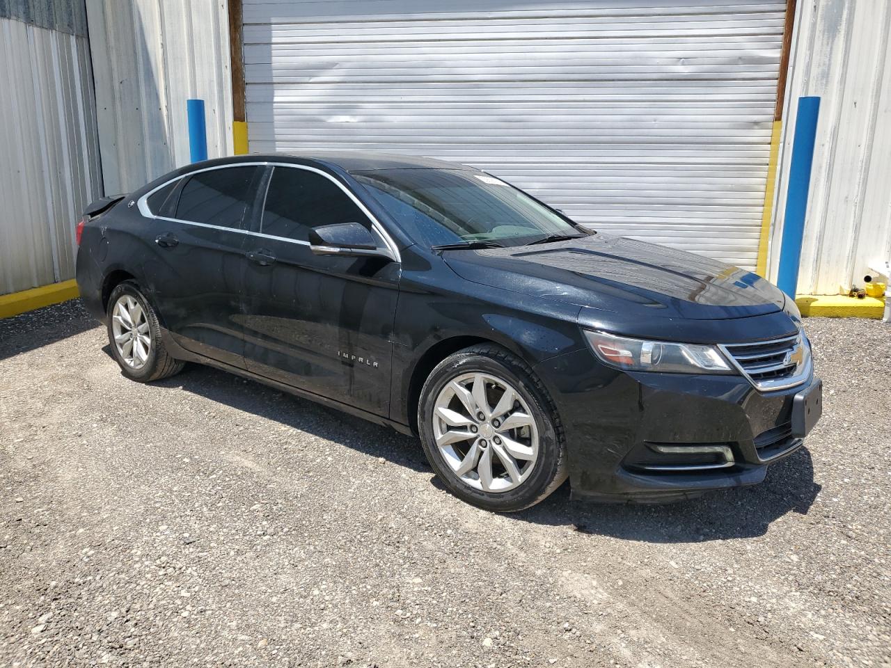 2G1105S38J9109427 2018 Chevrolet Impala Lt