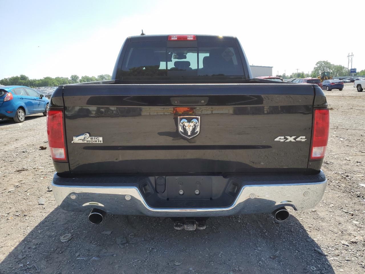 1C6RR7LM4HS599335 2017 Ram 1500 Slt