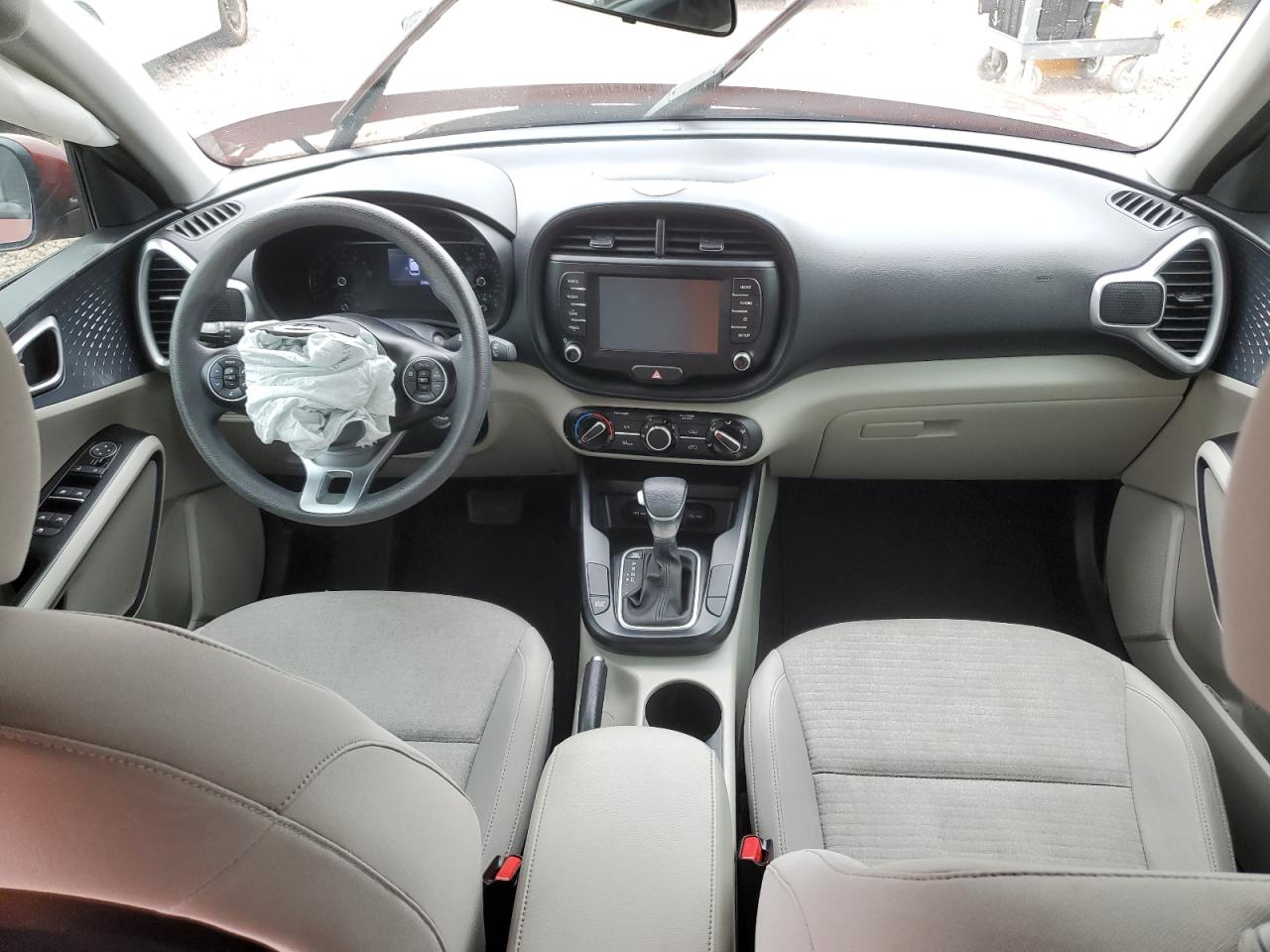 KNDJ23AUXL7105173 2020 Kia Soul Lx