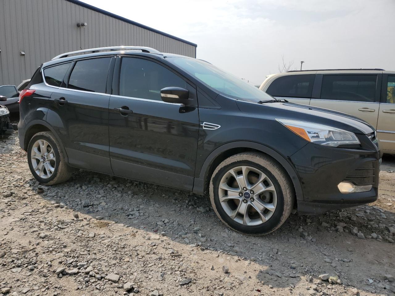 1FMCU9J95GUB77189 2016 Ford Escape Titanium