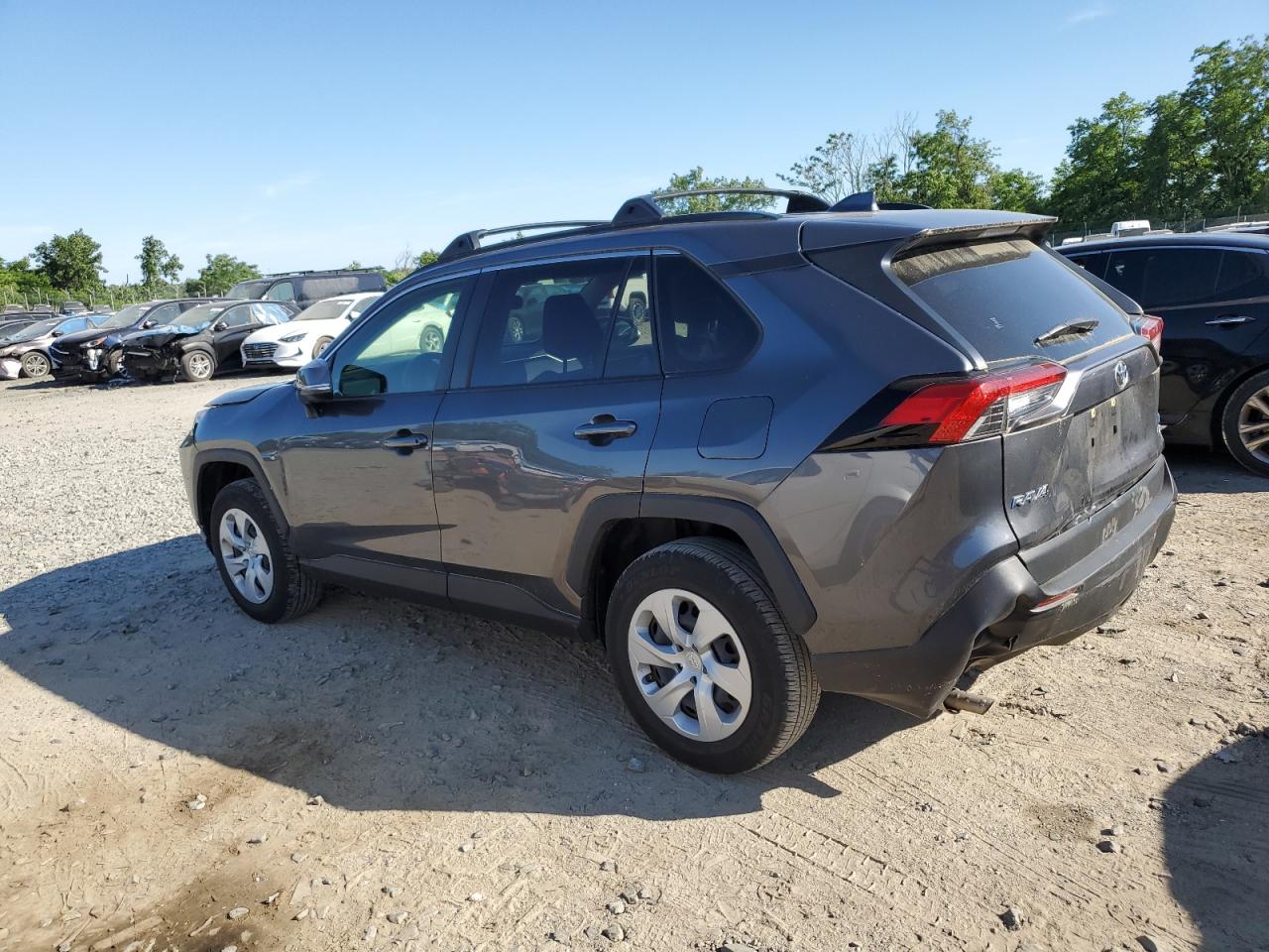 JTMG1RFV3KD017292 2019 Toyota Rav4 Le