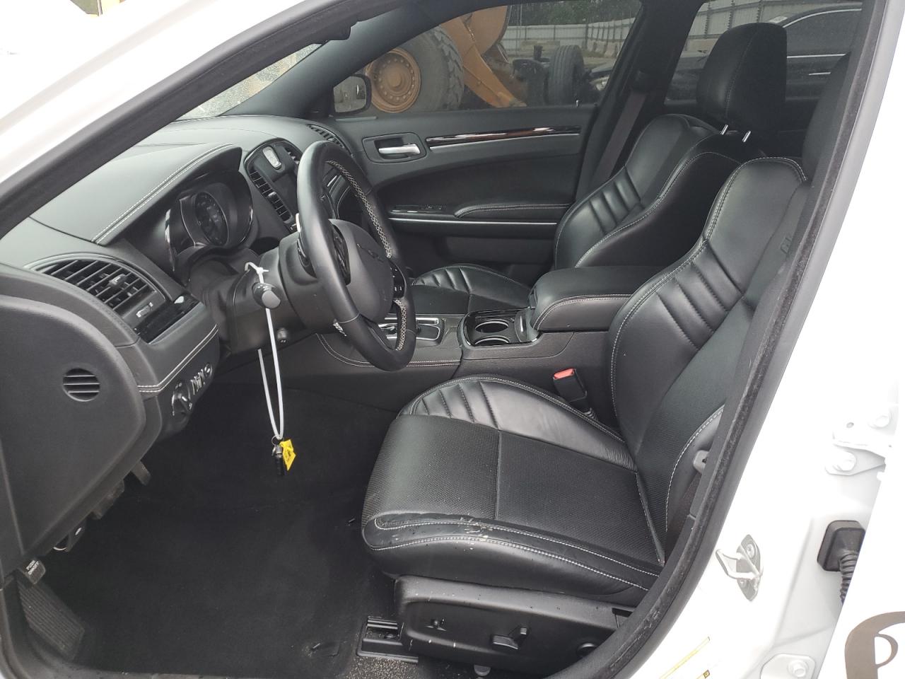 2C3CCAPJ9PH501228 2023 Chrysler 300C