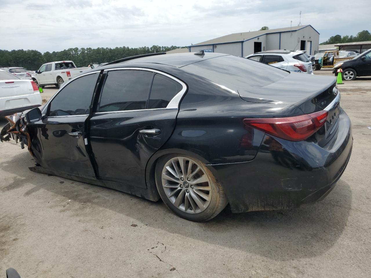 JN1EV7AP5KM513433 2019 Infiniti Q50 Luxe