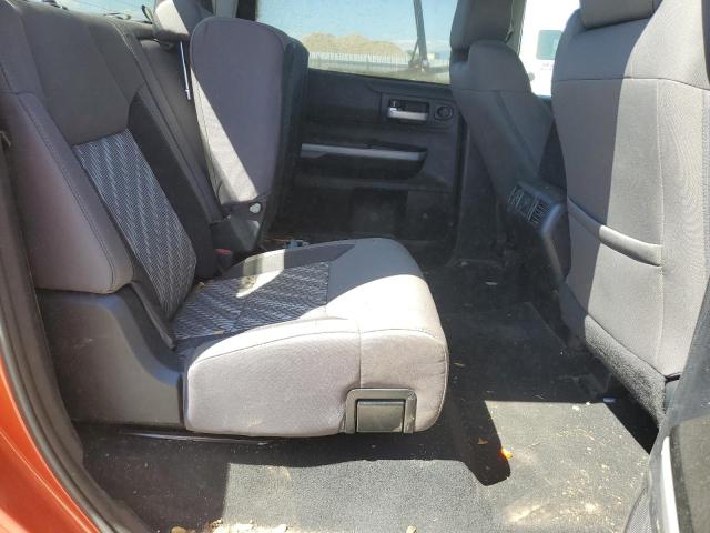 2018 Toyota Tundra Crewmax Sr5 VIN: 5TFDY5F19JX741716 Lot: 54805214