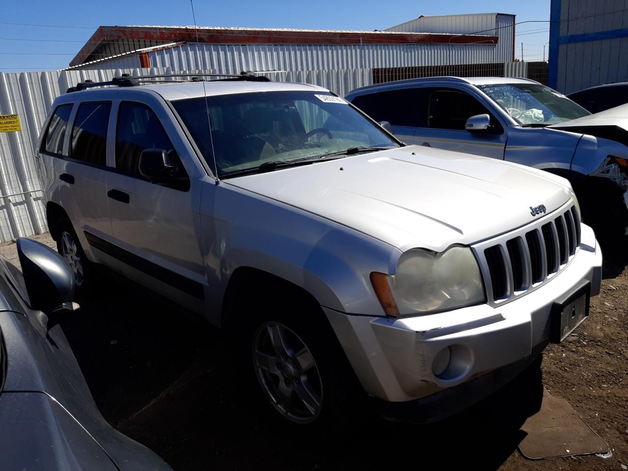 1J4GR48K65C614570 2005 Jeep Grand Cherokee Laredo