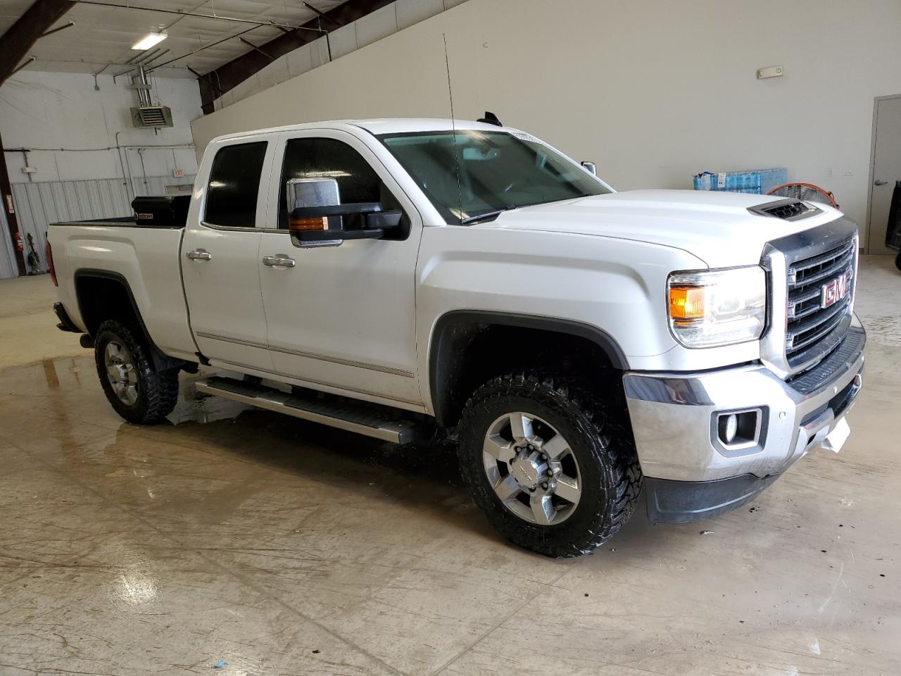 1GT22TEY6JZ293256 2018 GMC Sierra K2500 Slt