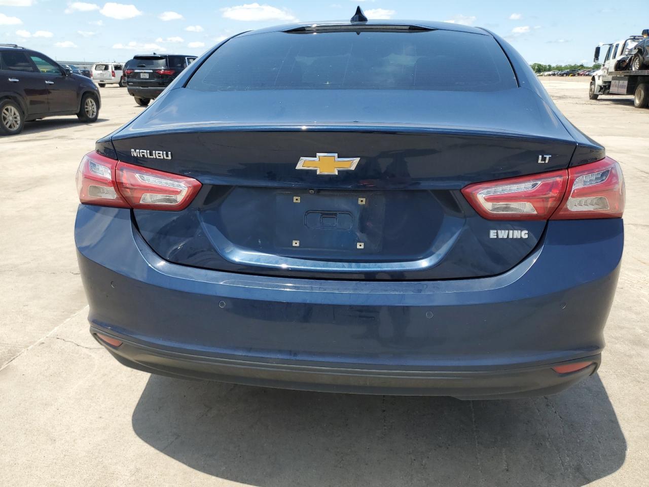 1G1ZD5ST2KF157571 2019 Chevrolet Malibu Lt