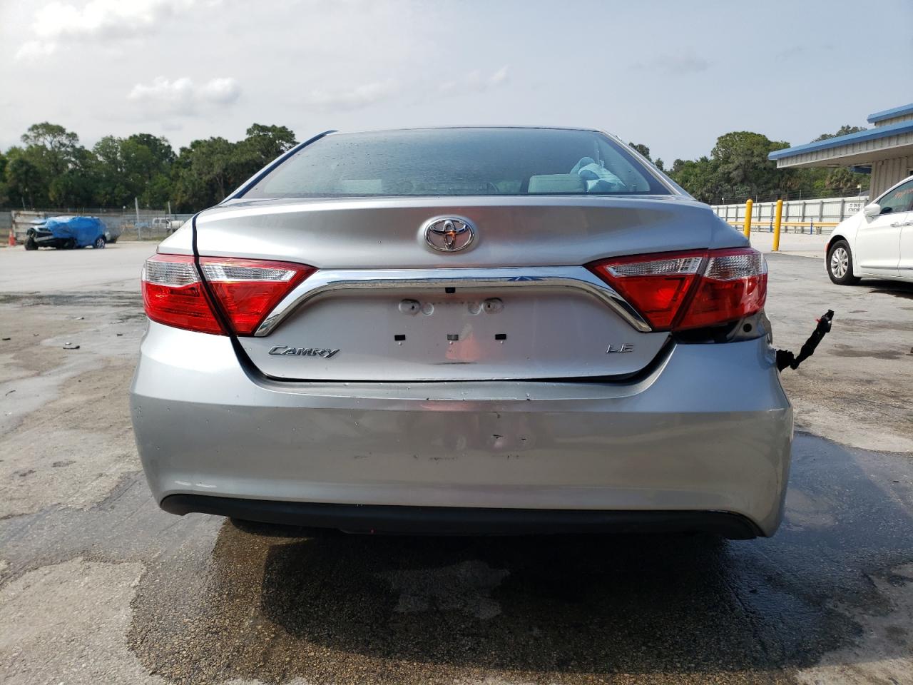 4T1BF1FK5GU572928 2016 Toyota Camry Le