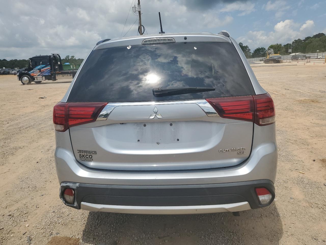 JA4AZ3A30GZ058131 2016 Mitsubishi Outlander Se