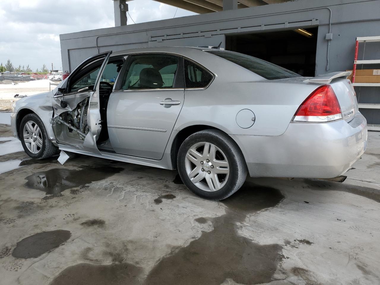 2G1WB5E3XE1160024 2014 Chevrolet Impala Limited Lt