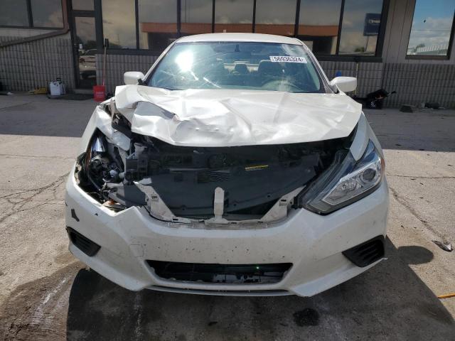 1N4AL3AP1GC256767 2016 Nissan Altima 2.5