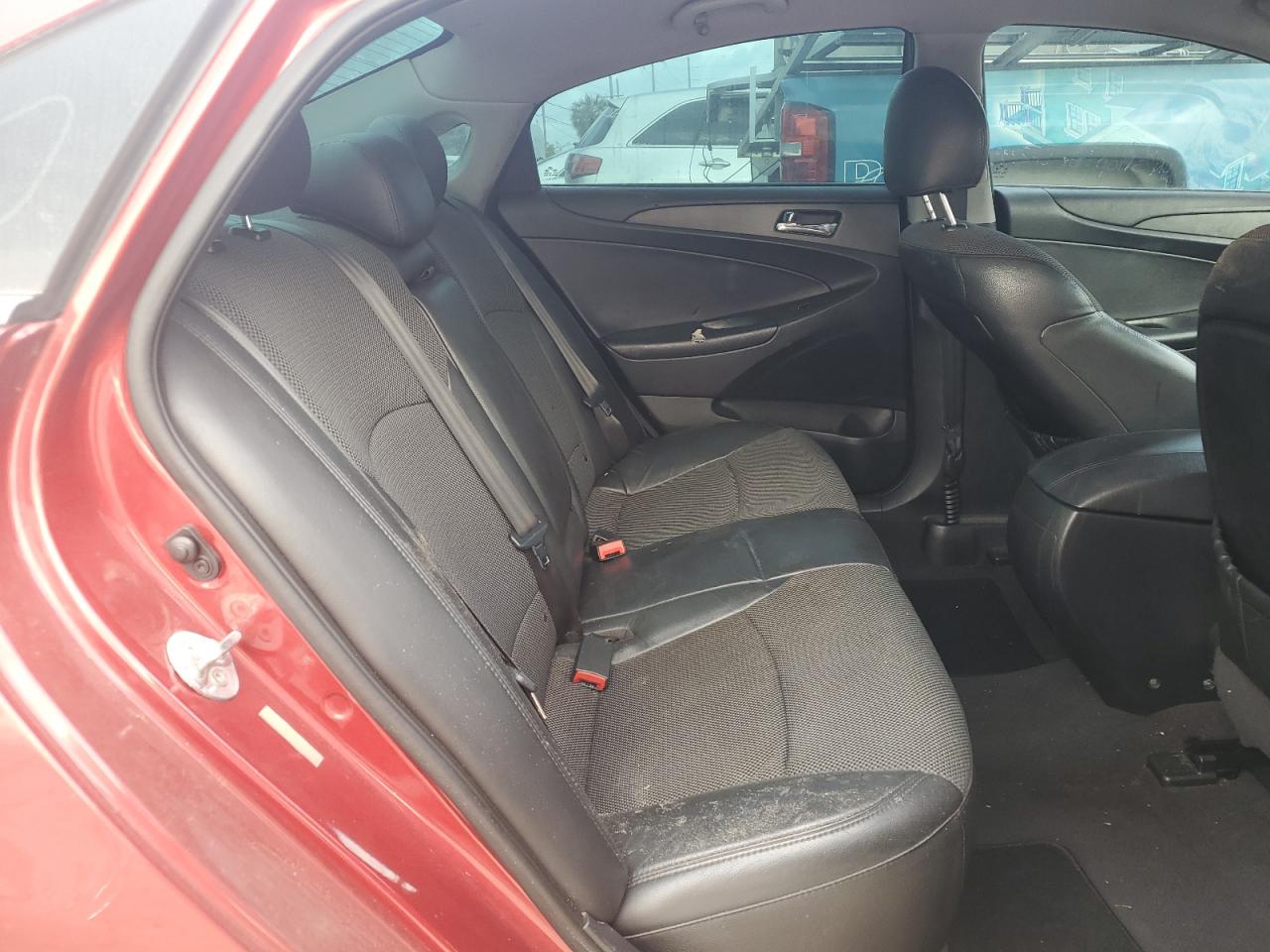 5NPEC4AC2CH500746 2012 Hyundai Sonata Se