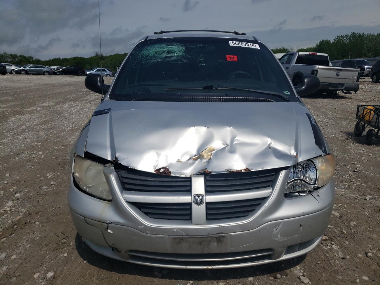 1D4GP24R95B166272 2005 Dodge Grand Caravan Se