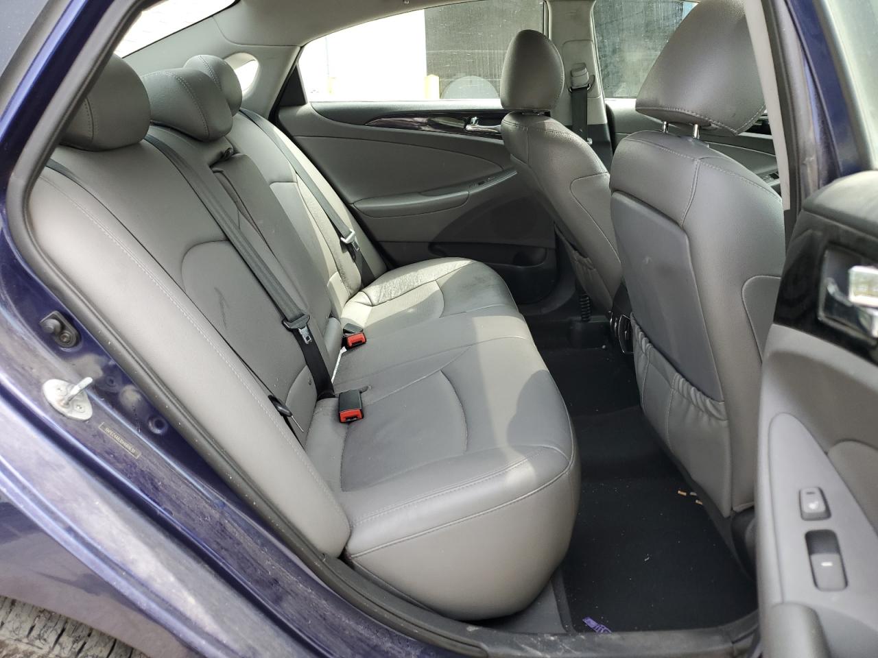 5NPEC4AB3DH660630 2013 Hyundai Sonata Se