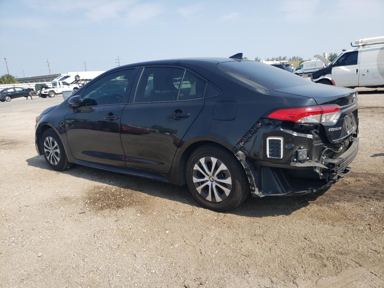 Lot #2599033649 2022 TOYOTA COROLLA LE