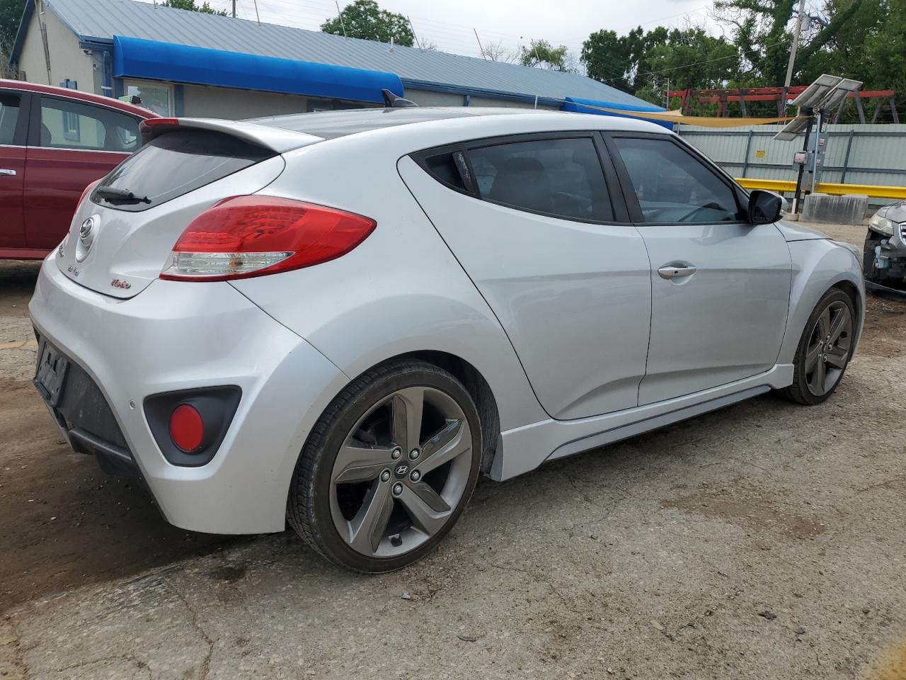 Lot #3025986991 2013 HYUNDAI VELOSTER T