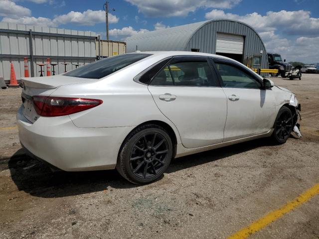 VIN 4T1BF1FK9GU170149 2016 Toyota Camry, LE no.3