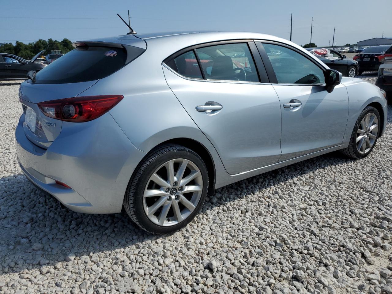 3MZBN1L7XHM117373 2017 Mazda 3 Touring