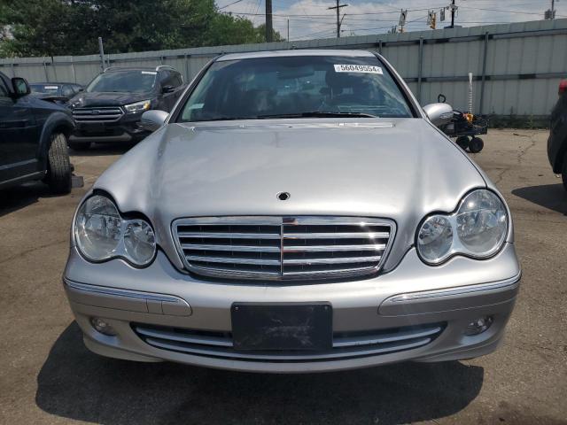 2005 Mercedes-Benz C 240 4Matic VIN: WDBRF81JX5F641994 Lot: 56049554