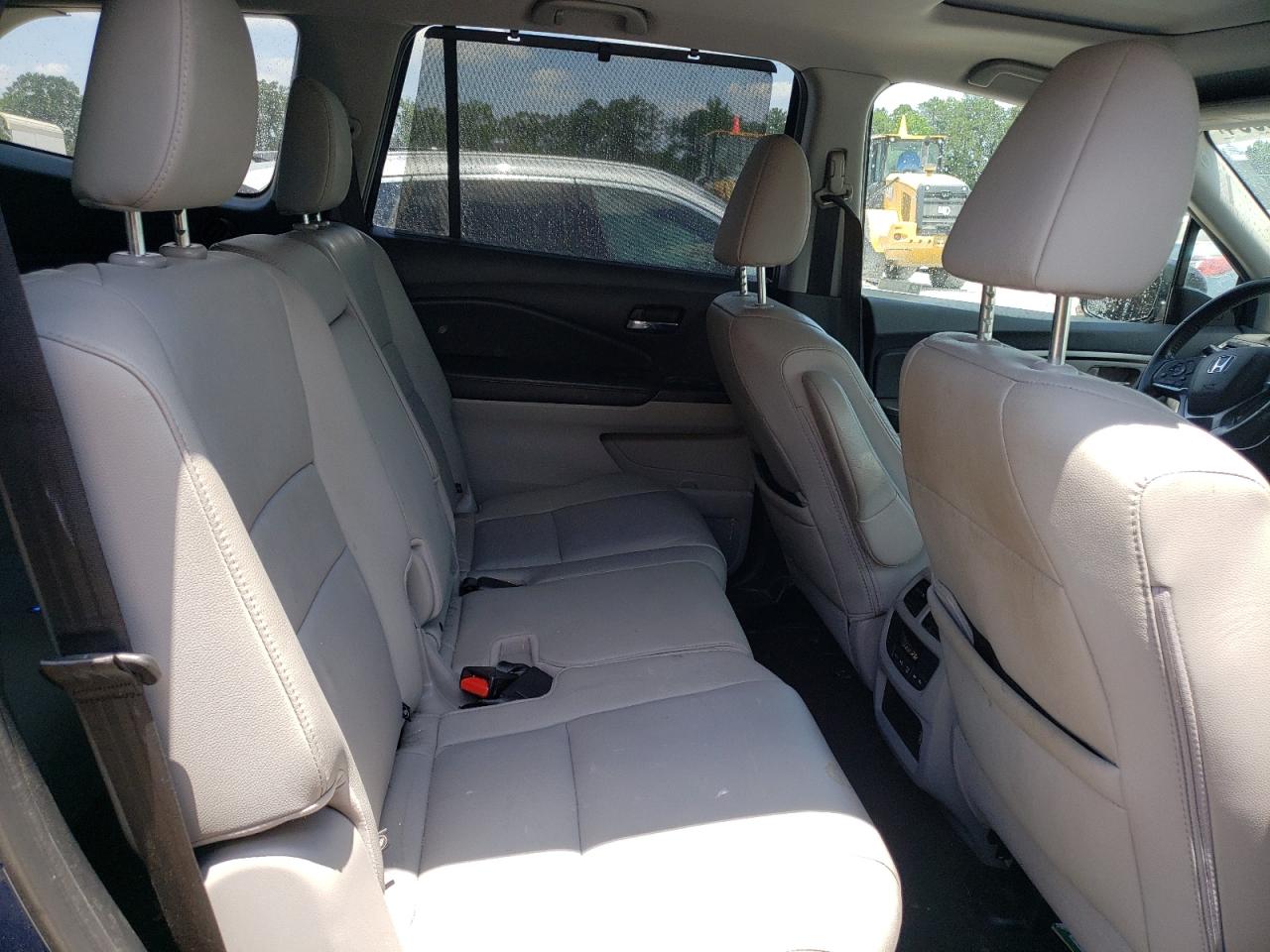 5FNYF5H50KB004889 2019 Honda Pilot Exl