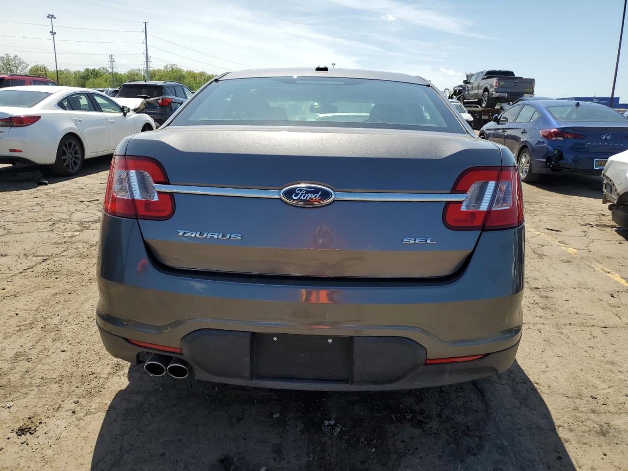 1FAHP2EW4CG123423 2012 Ford Taurus Sel