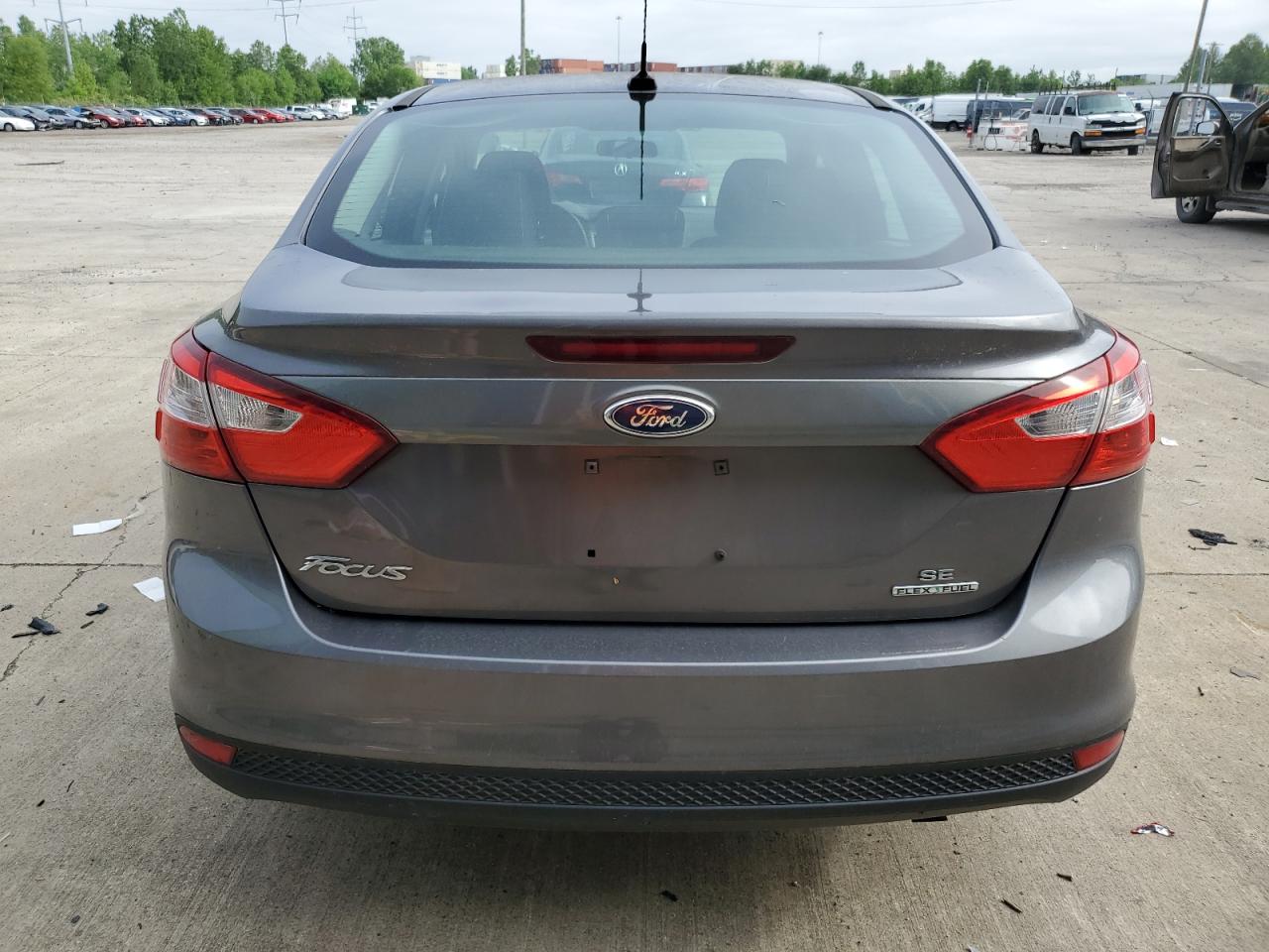 2014 Ford Focus Se vin: 1FADP3F26EL380142