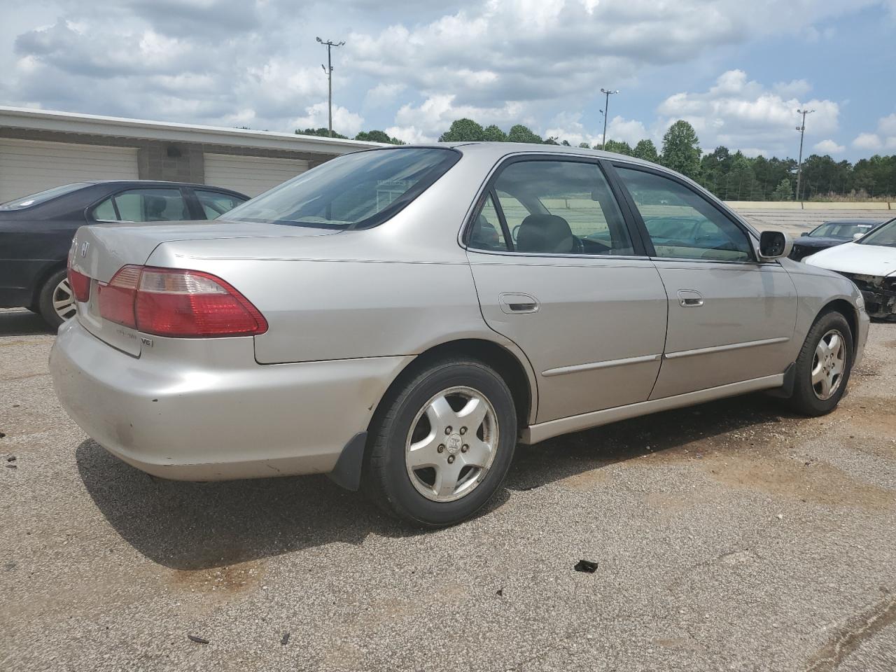 1HGCG1659XA016026 1999 Honda Accord Ex