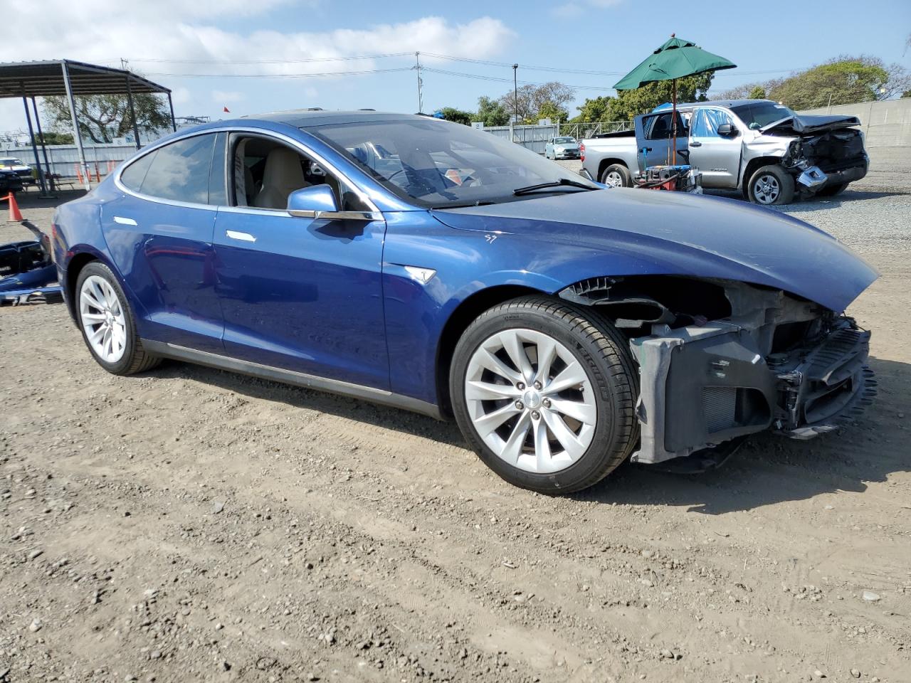 5YJSA1E17GF136960 2016 Tesla Model S