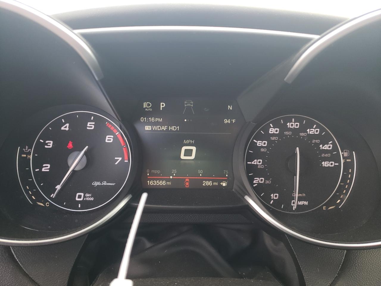 ZARFAEEN3J7566693 2018 Alfa Romeo Giulia Ti Q4