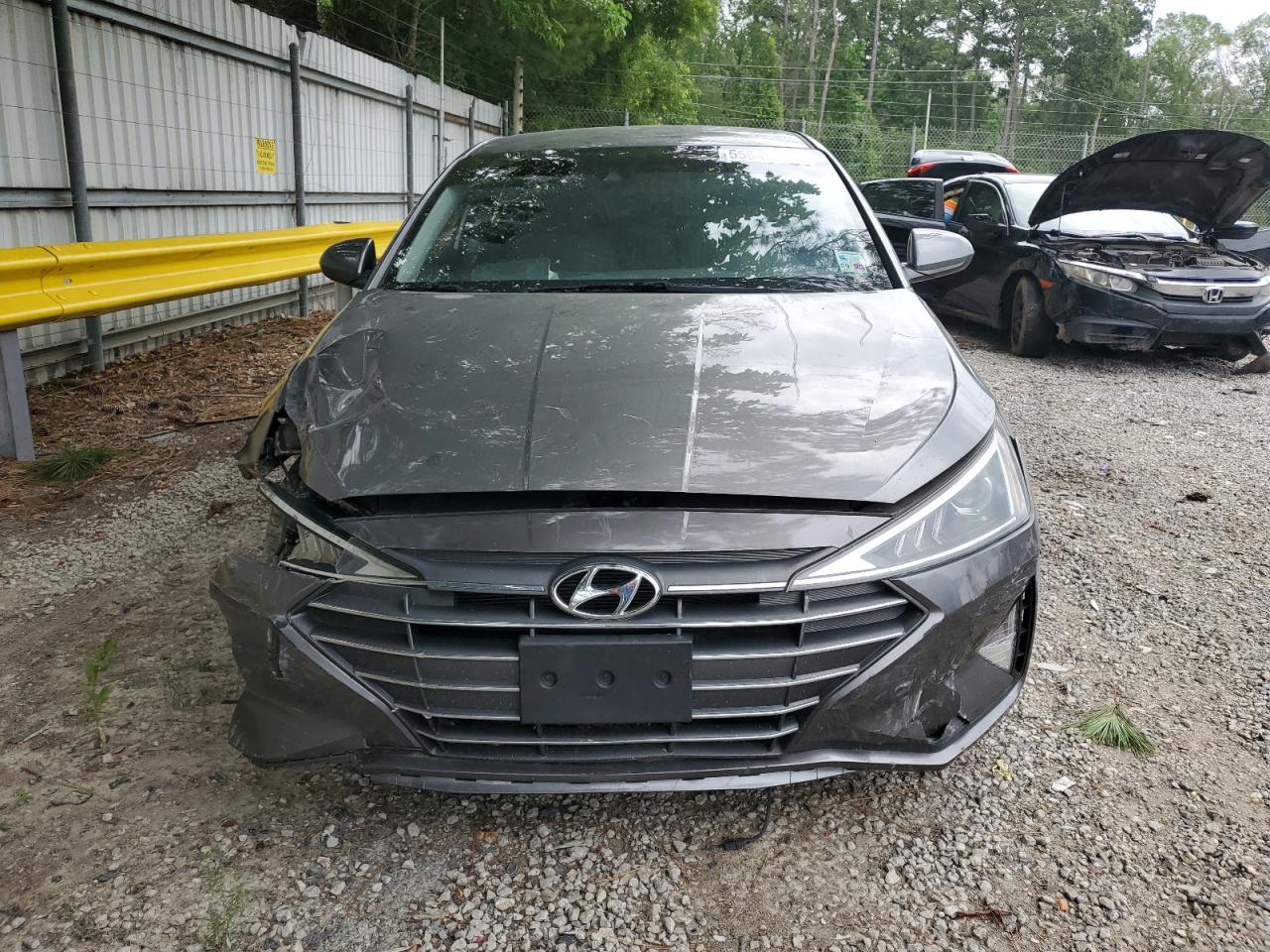 2020 Hyundai Elantra Sel vin: 5NPD84LF3LH527054