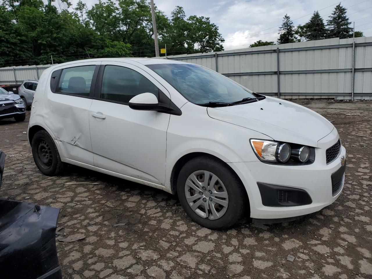 1G1JA6SH3G4163745 2016 Chevrolet Sonic Ls