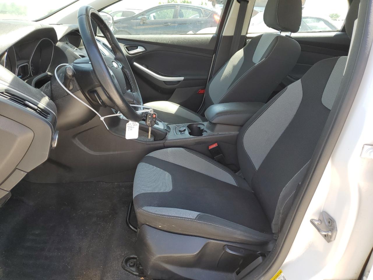 1FADP3F24EL181896 2014 Ford Focus Se