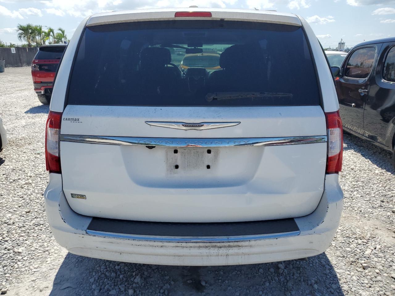 2C4RC1BG3GR214687 2016 Chrysler Town & Country Touring