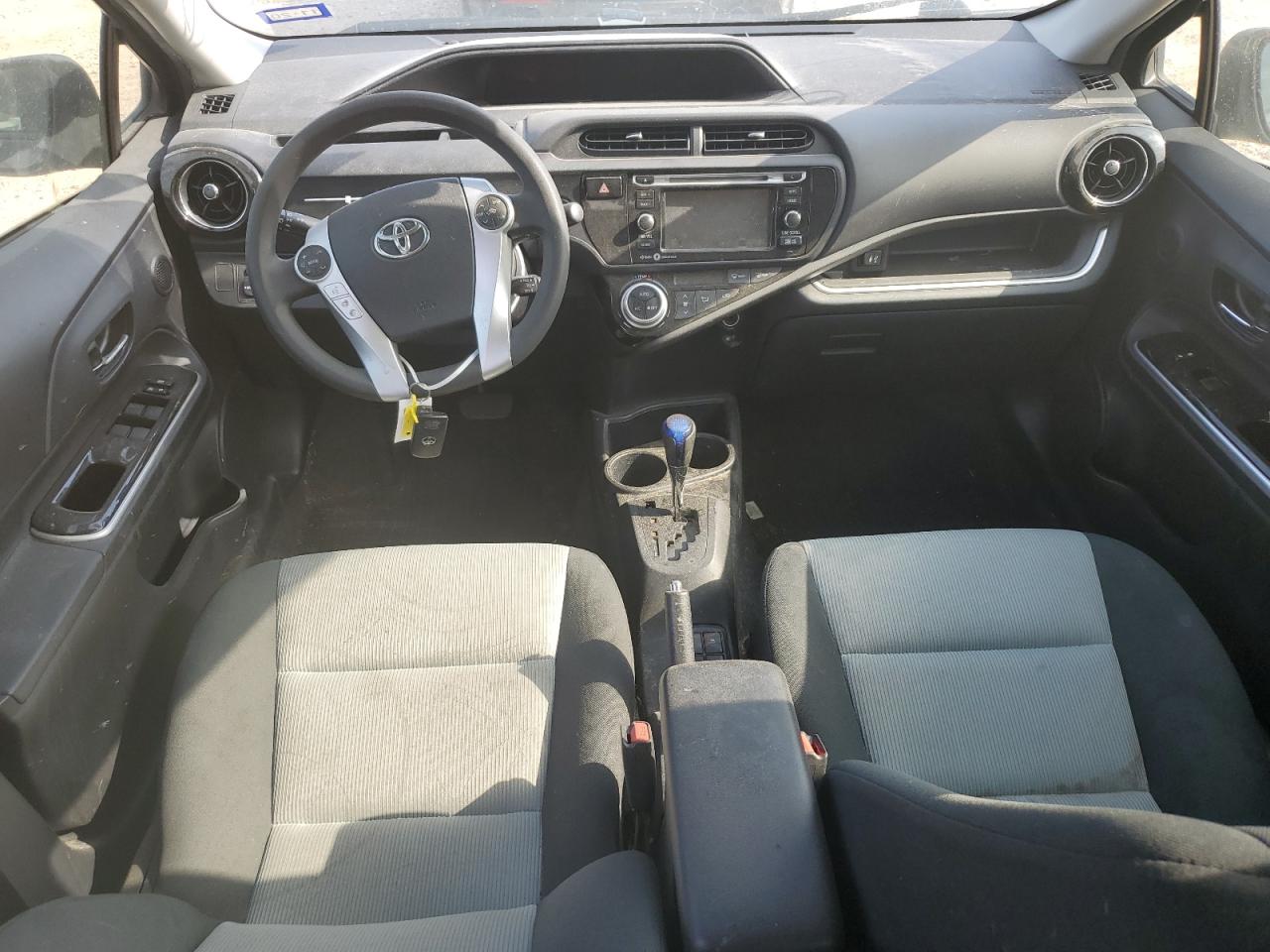 JTDKDTB38F1106768 2015 Toyota Prius C