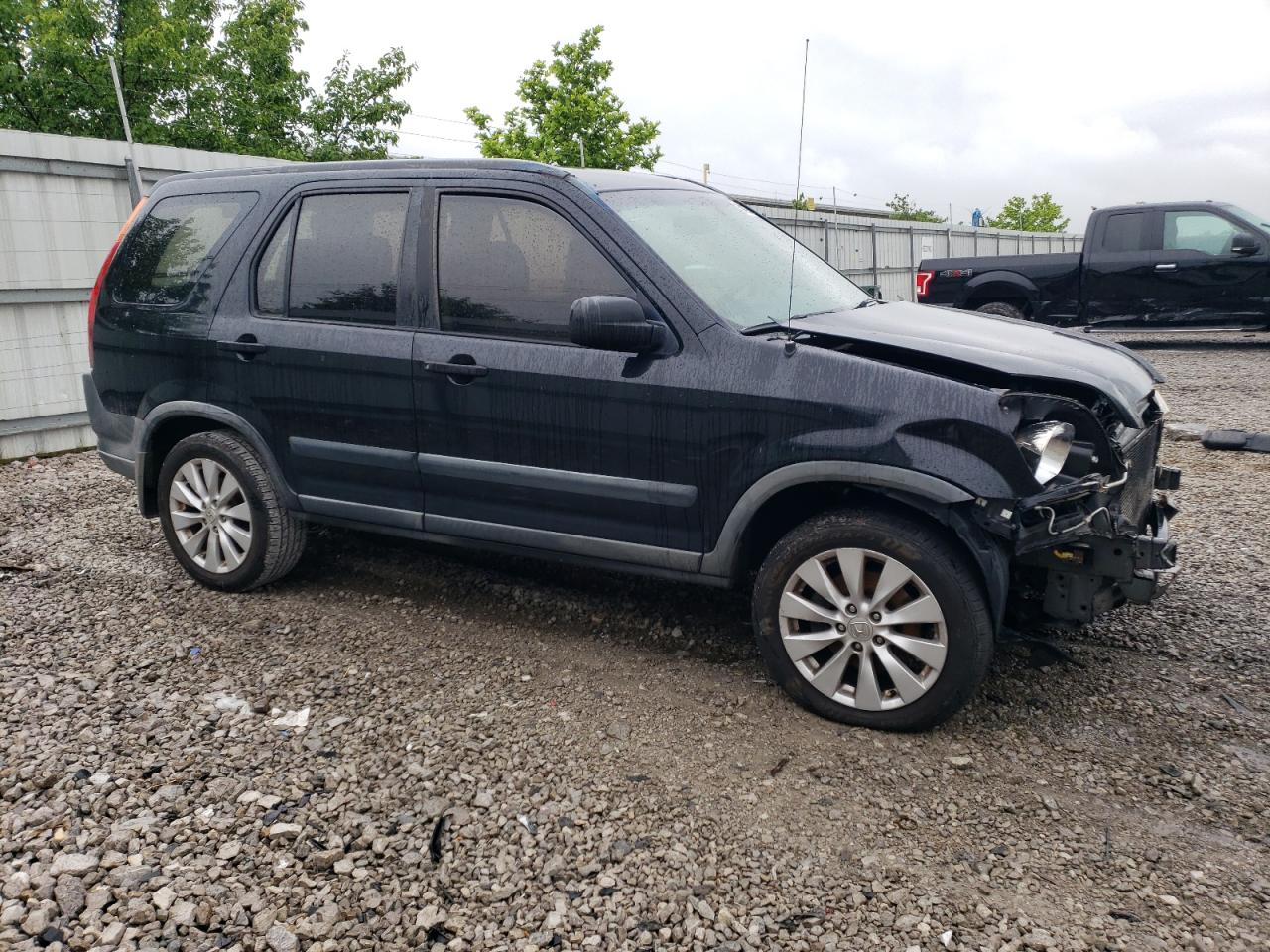 JHLRD68454C019690 2004 Honda Cr-V Lx