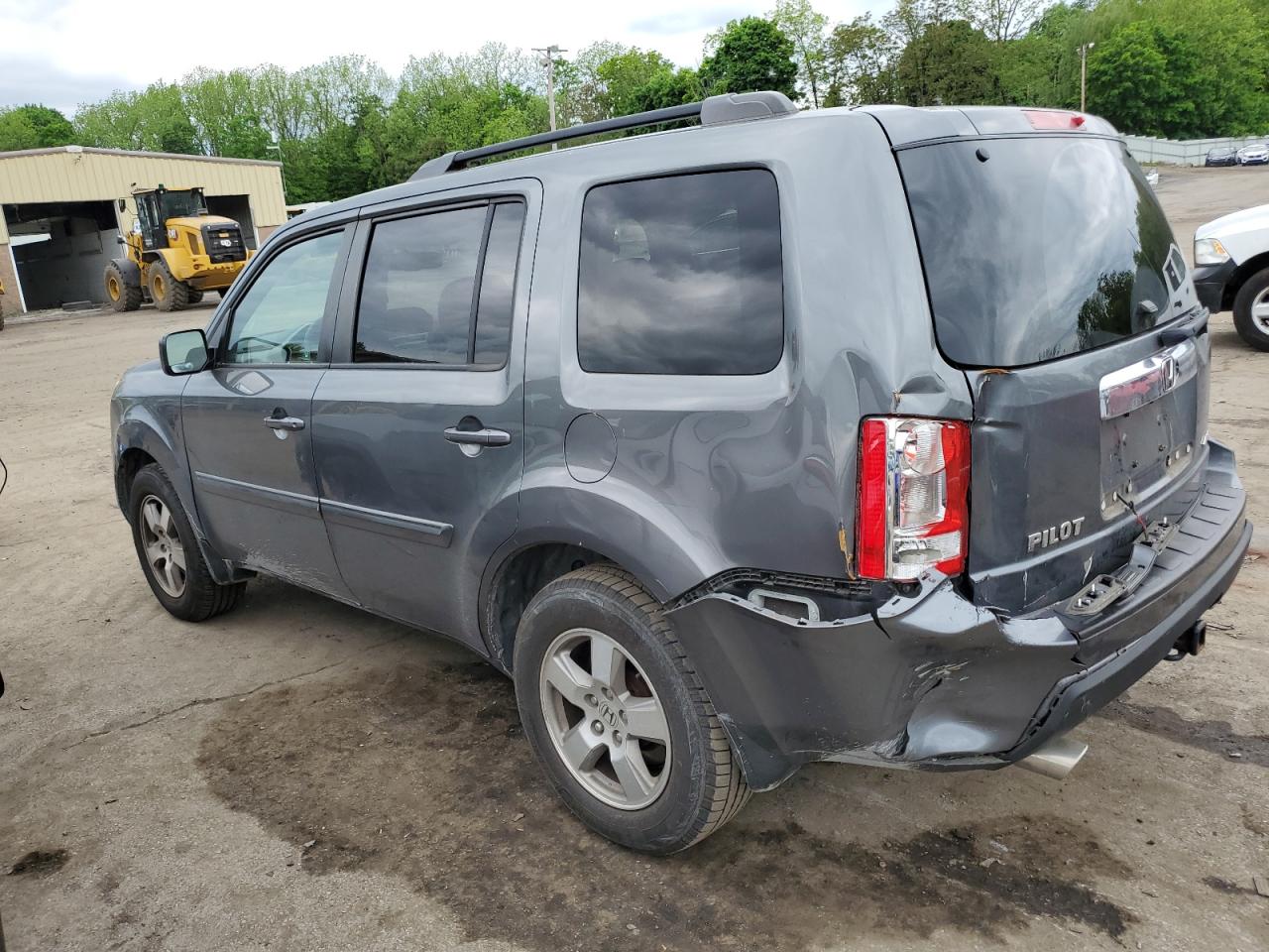 5FNYF4H71BB032518 2011 Honda Pilot Exln